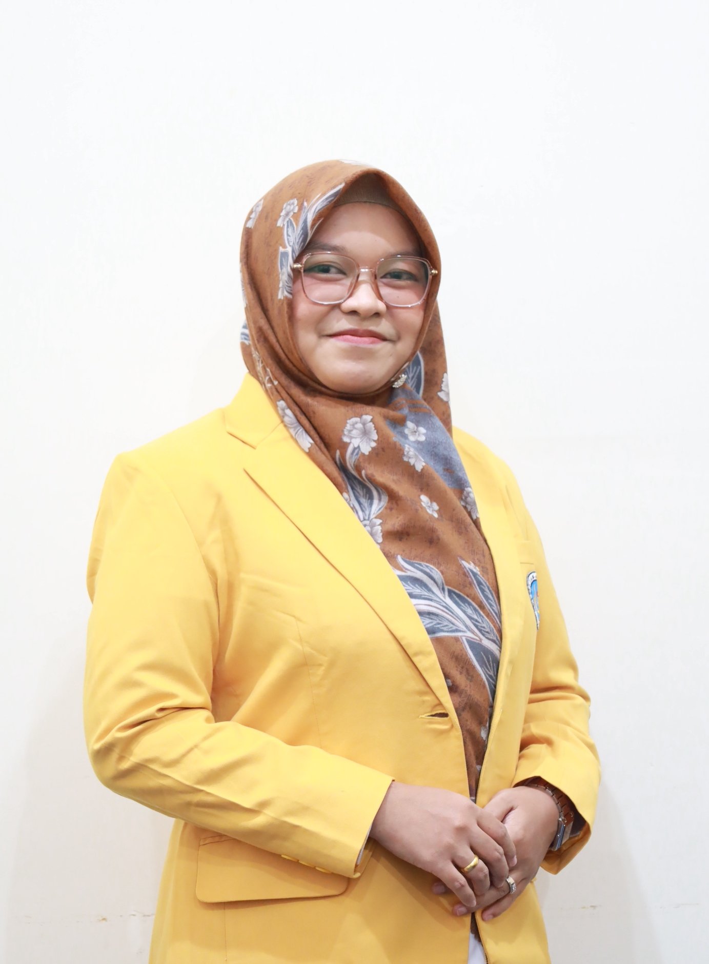 Dr. Frischa Meivilona Yendi, M.Pd., Kons.